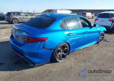 2019 Alfa Romeo Giulia Quadrifoglio Rwd z USA, uszkodzony, nr VIN ZARFAMEV8K7599345